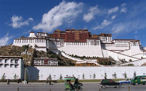 iconic dzong fortress in the city of lhasa|Potala Palace 101: Everything You Need to Know about the Lhasa Palace.